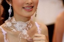 海门人妖皇后(中国富豪娶人妖皇后)