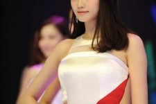 海门成都特大模特兼职**(成都服拆模特兼职是实的吗)