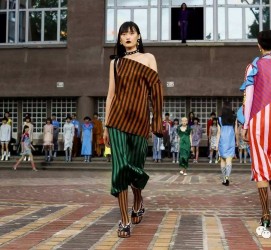 海门广西民族大学兼职模特李琳(2022年即将升为公办的大学)