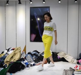 海门兼职模特试衣服(兼职做试衣模特好吗)