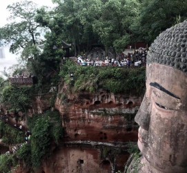 海门乐山旅游攻略(乐山旅游攻略1日游)