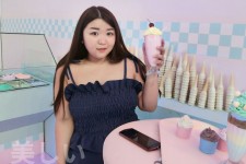 海门胖模(胖模特穿衣搭配图片)