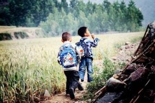 海门河南一家四口结伴游中国2个月(河南适合一家四口旅游的地方)