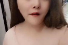 海门美院系花兼职死商务模特(美院系花兼职商务模特第2部一边看球一边玩)