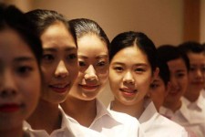 海门私人伴游招聘 度假区万元月薪招“泳装伴游”