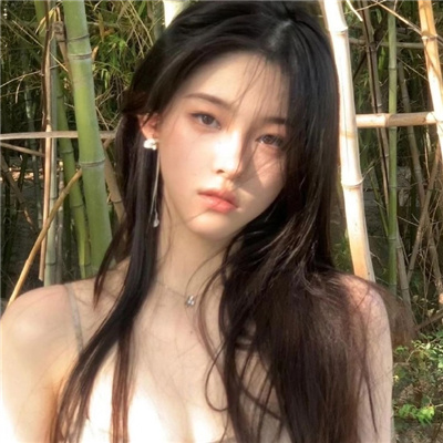 海门与商务伴游共进晚餐，愉快的营业会谈起头了
