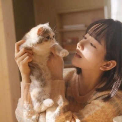 海门伴游女生邓珊珊的资料