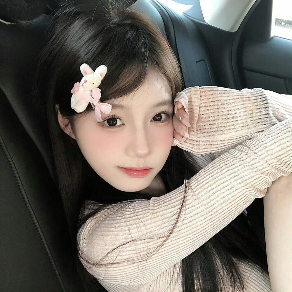 海门伴游女生沈欣白的资料