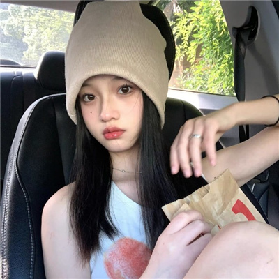 海门伴游女生乙傲薇的资料
