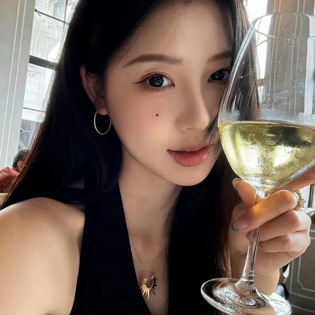 海门伴游女生 | 张诗涵的资料