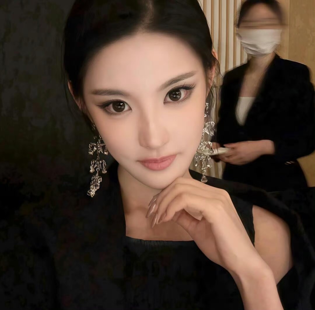 海门伴游女生 | Isabella Chen的资料